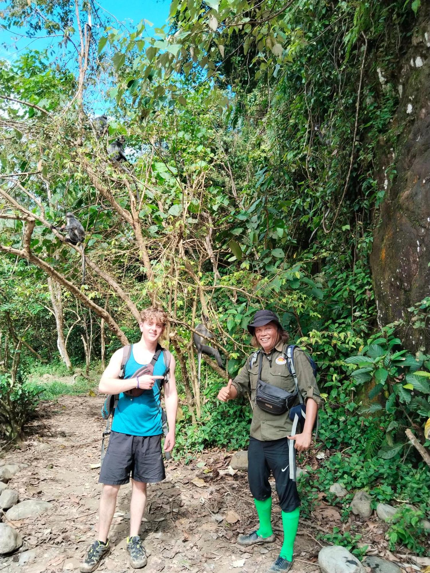 Jhony'S Backpacker-Guest House Only Stay Here Book Treking With Us Bukit Lawang Exterior foto