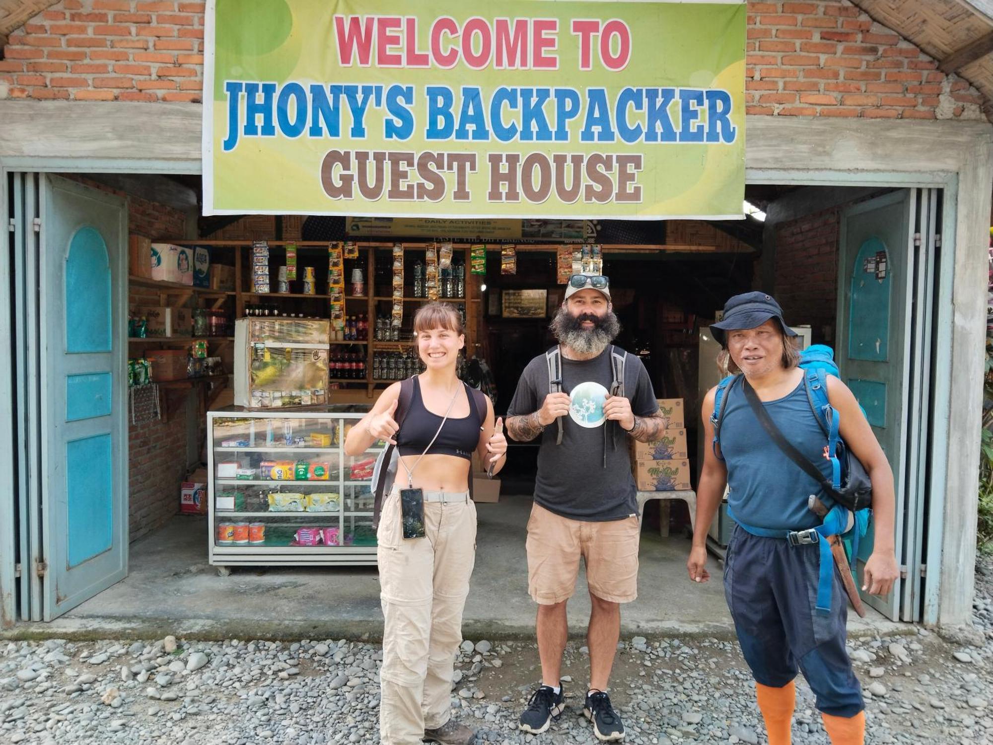 Jhony'S Backpacker-Guest House Only Stay Here Book Treking With Us Bukit Lawang Exterior foto